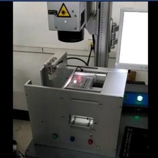 標牌自動化激光打標lwmlaser